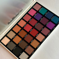 Beautilicious ETHEREAL HUES EYESHADOW PALETTE (28 COLOURS)