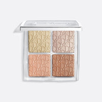 002 Glitz in