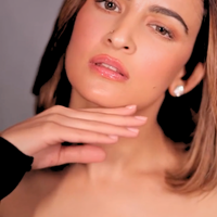 MRBR x AB AVIPREET BINDRA OBEROI LIP OIL FOR A GLOSSY LOOK 10ml
