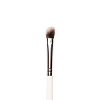 Plume ANGLED CREASE BLENDING/NOSE CONTOUR BRUSH P10