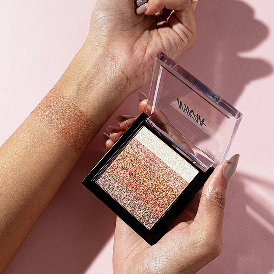 Nykaa Glow Goals! Shimmer Brick Highlighter Palette (7.5gm)