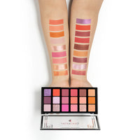 Character 18 Color eyeshadow palette 28.8g