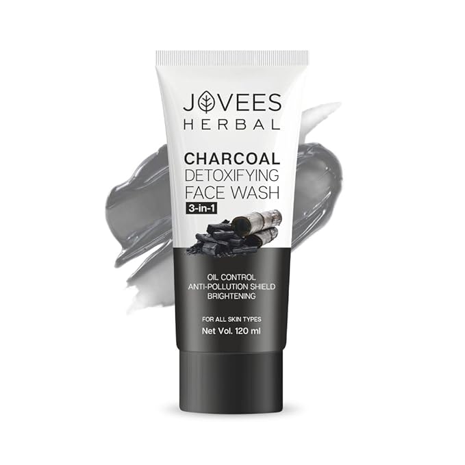 Jovees Herbal Activated Charcoal Detoxifying Face Wash For Anti Pollution, Deep Pore Cleansing, Oil Control, Removes Dirt & Impurities | Suitable for Acne Prone Skin 120 ML