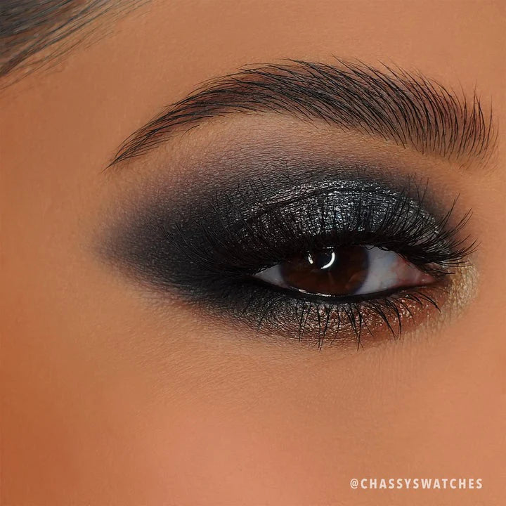 MOIRA Endless Moonlight Pressed Pigment Palette CLP 004