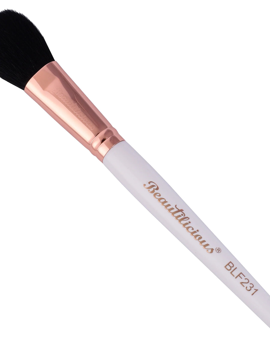 BEAUTILICIOUS BLUSH BRUSH BLF 231