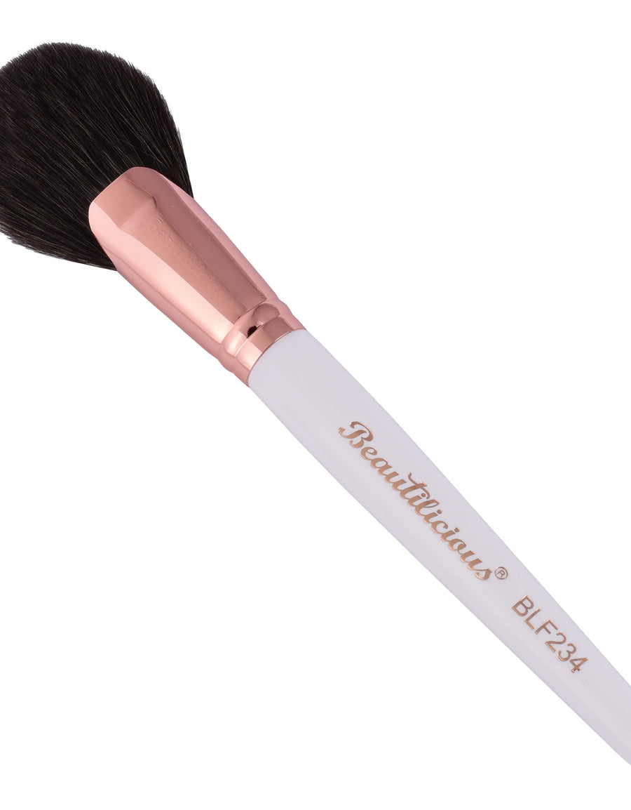 BEAUTILICIOUS FACE & BODY POWDER BRUSH (LARGE) BLF 234