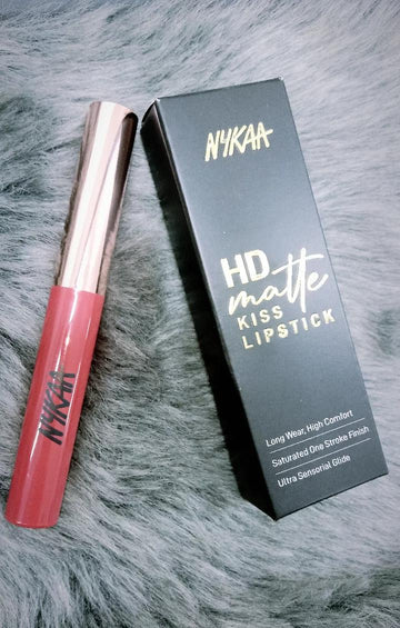 NYKAA HD MATTE KISS LIP STICK ALLURE'S KISS (2.2G)