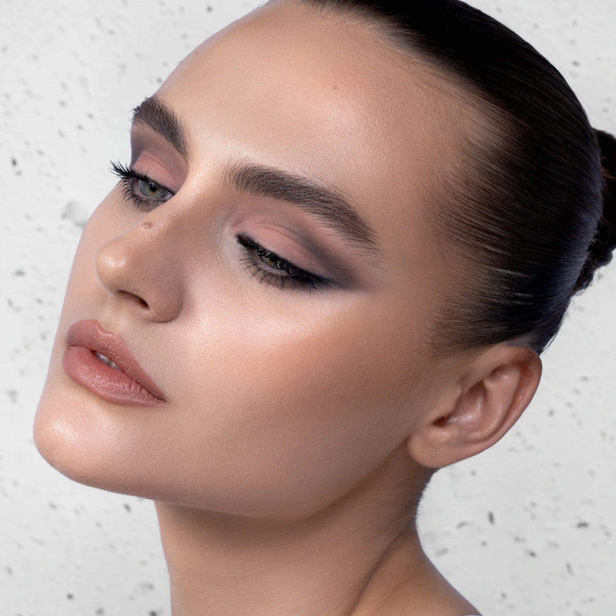 NATASHA DENONA EYE SCULPT TEXTURE AND TONE EYESHADOW PALETTE 19g