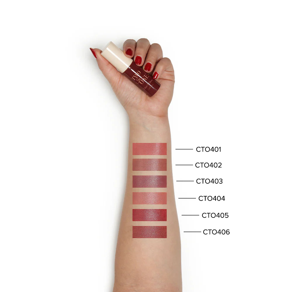 Character Cosmetics Two In One - Glaze & Gloss 4ml