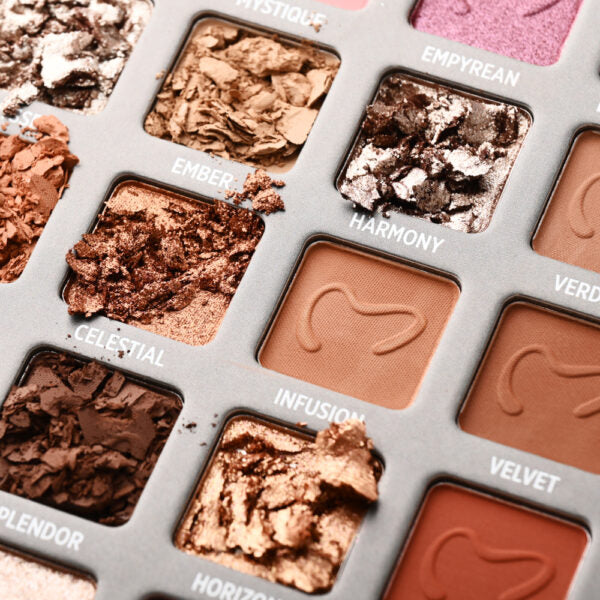 MAKEZMIA EYESHADOW PALLET EROTICA