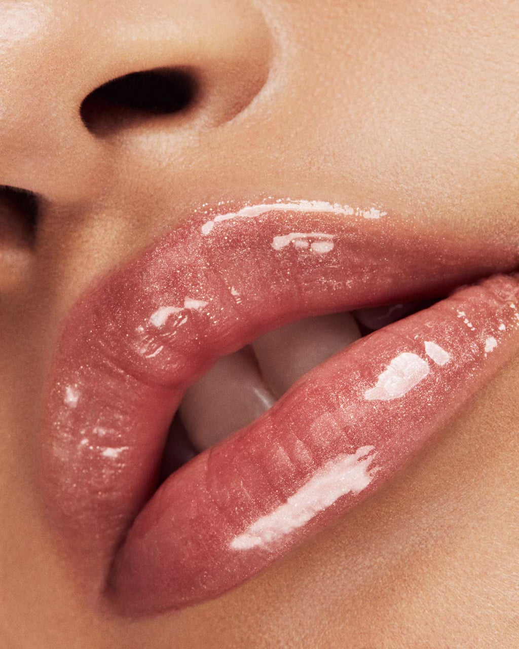 Fenty Beauty By Rihanna Gloss Bomb Universal Lip Luminizer 9ml