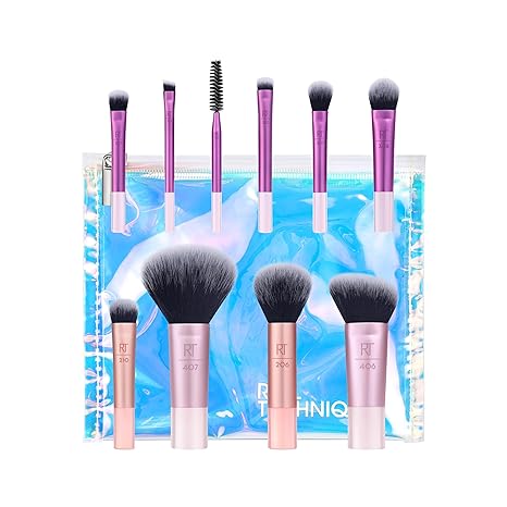 Real Techniques Travel Fantasy Mini Brush Kit Mini Sized Travel Brushes & Makeup Bag 10 in 1