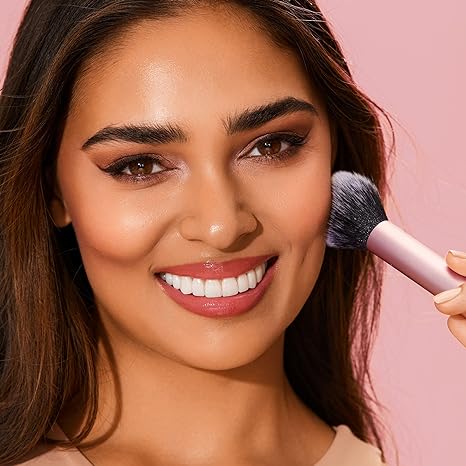 Real Techniques Travel Fantasy Mini Brush Kit 10 in 1 Total Face Kit for concealer + powder + blush + contour + shadow