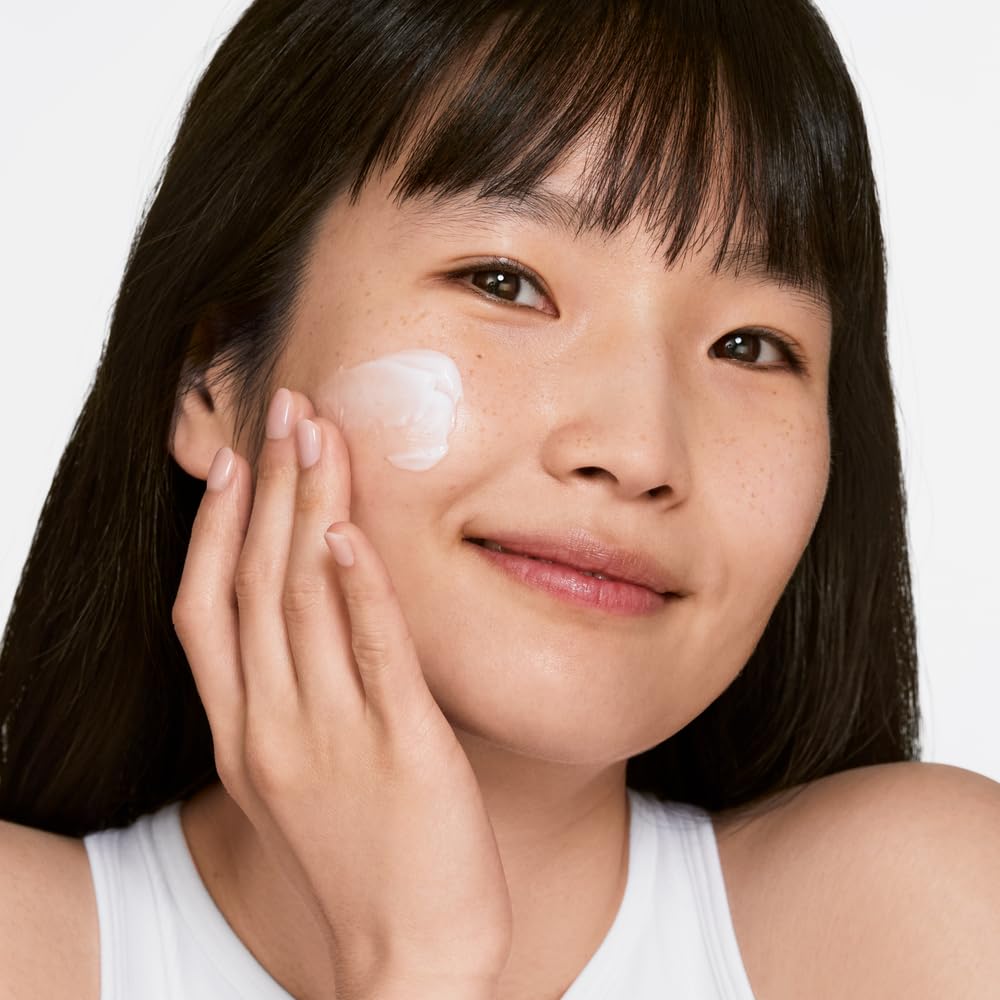 CLINIQUE Moisture Surge Intense 72H Lipid Replenishing Hydrator