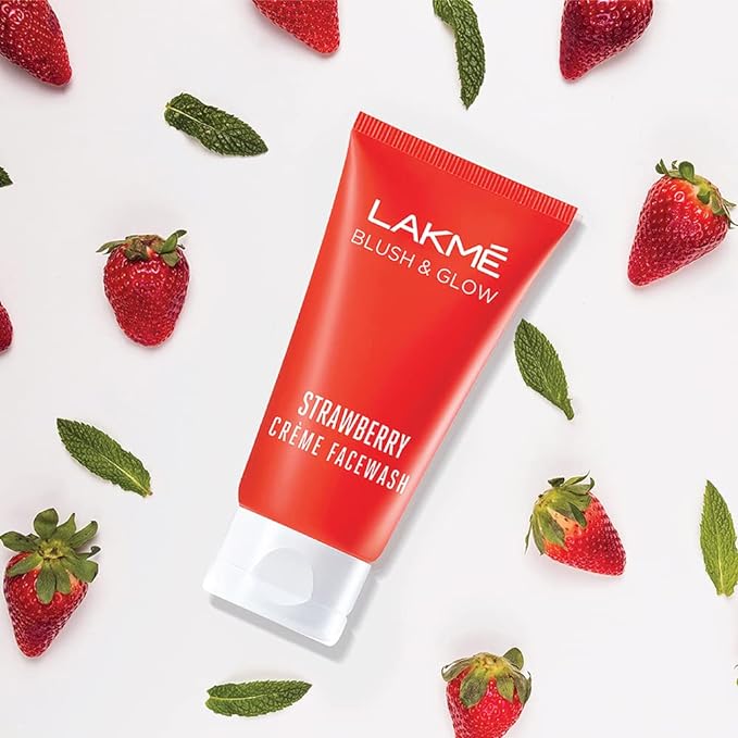 Lakmé Strawberry Creme Face Wash 50g