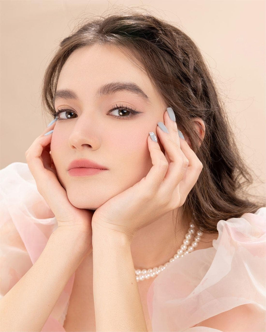 Flower Knows Strawberry Rococo Series Embossed Blush 02 Pure Rhyme