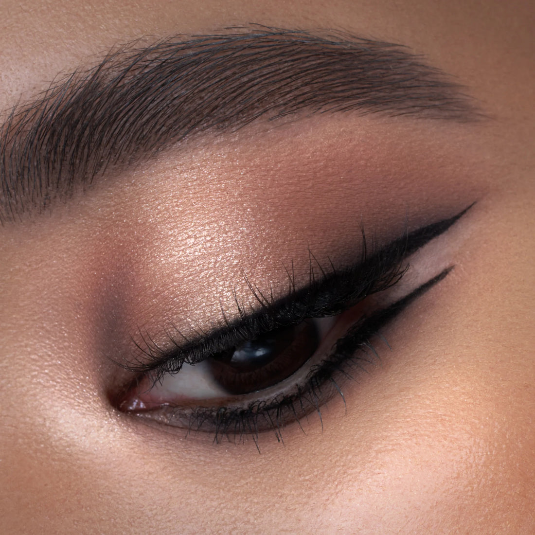 NATASHA DENONA EYE SCULPT TEXTURE AND TONE EYESHADOW PALETTE 19g