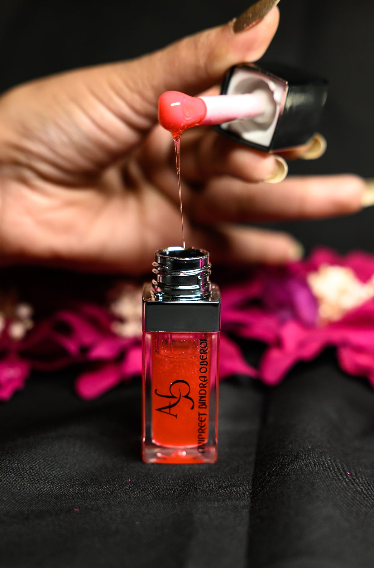 MRBR x AB AVIPREET BINDRA OBEROI LIP OIL FOR A GLOSSY LOOK 10ml