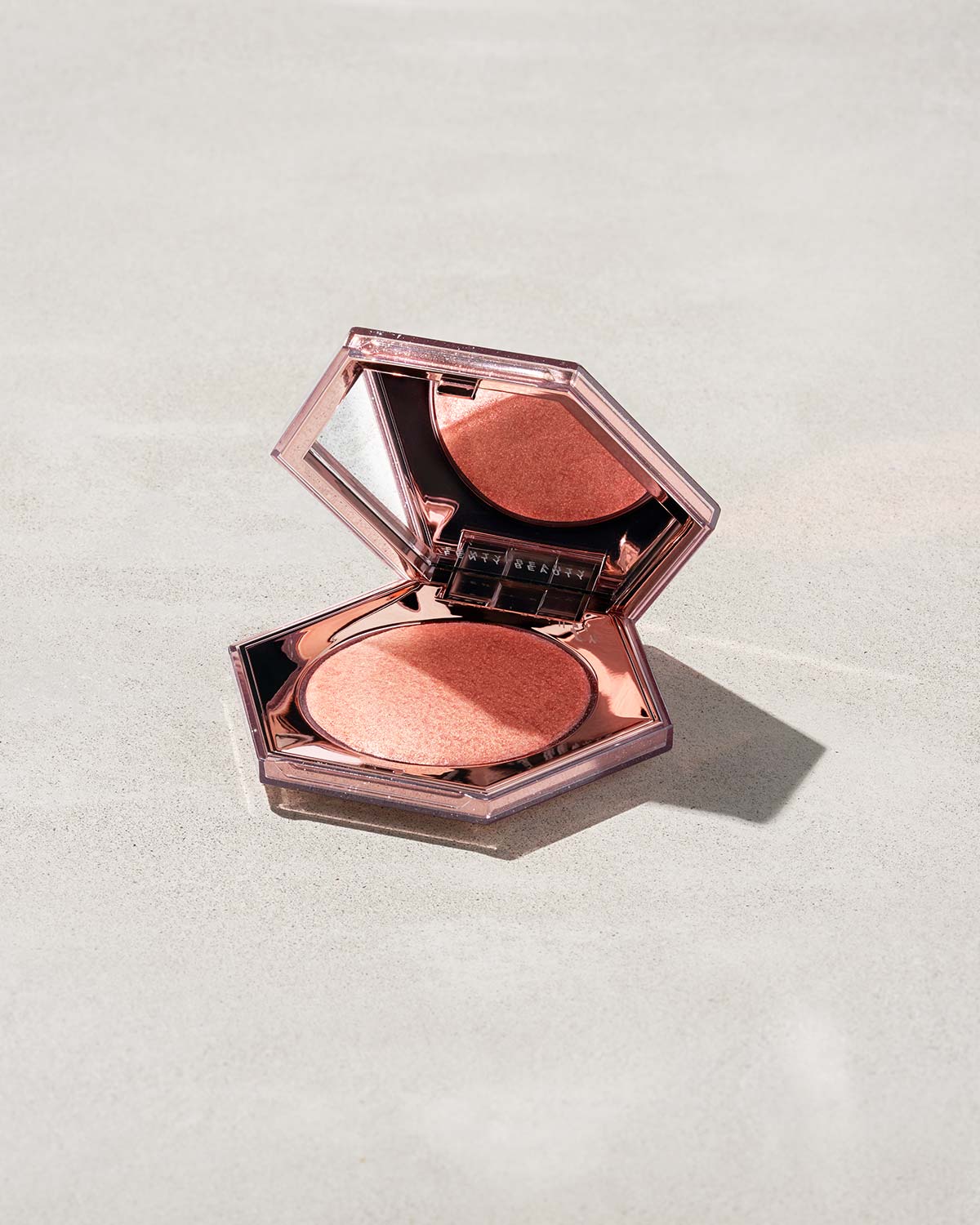 Fenty Beauty By Rihanna Diamond Bomb All-Over Diamond Veil 8g