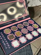 MAKEZMIA Timeless Treasures Palette 18g