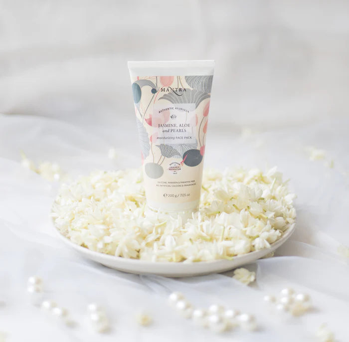 Mantra Jasmine Aloe and Pearls Moisturizing Face Pack 200g