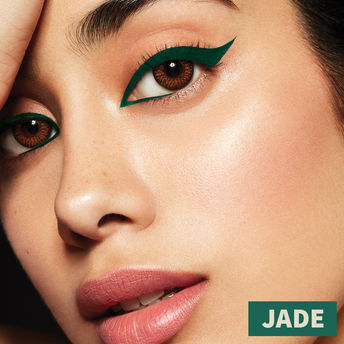 NYKAA GLAMOREYES COLOURED EYELINER JADE DEEP GREEN 0.3G