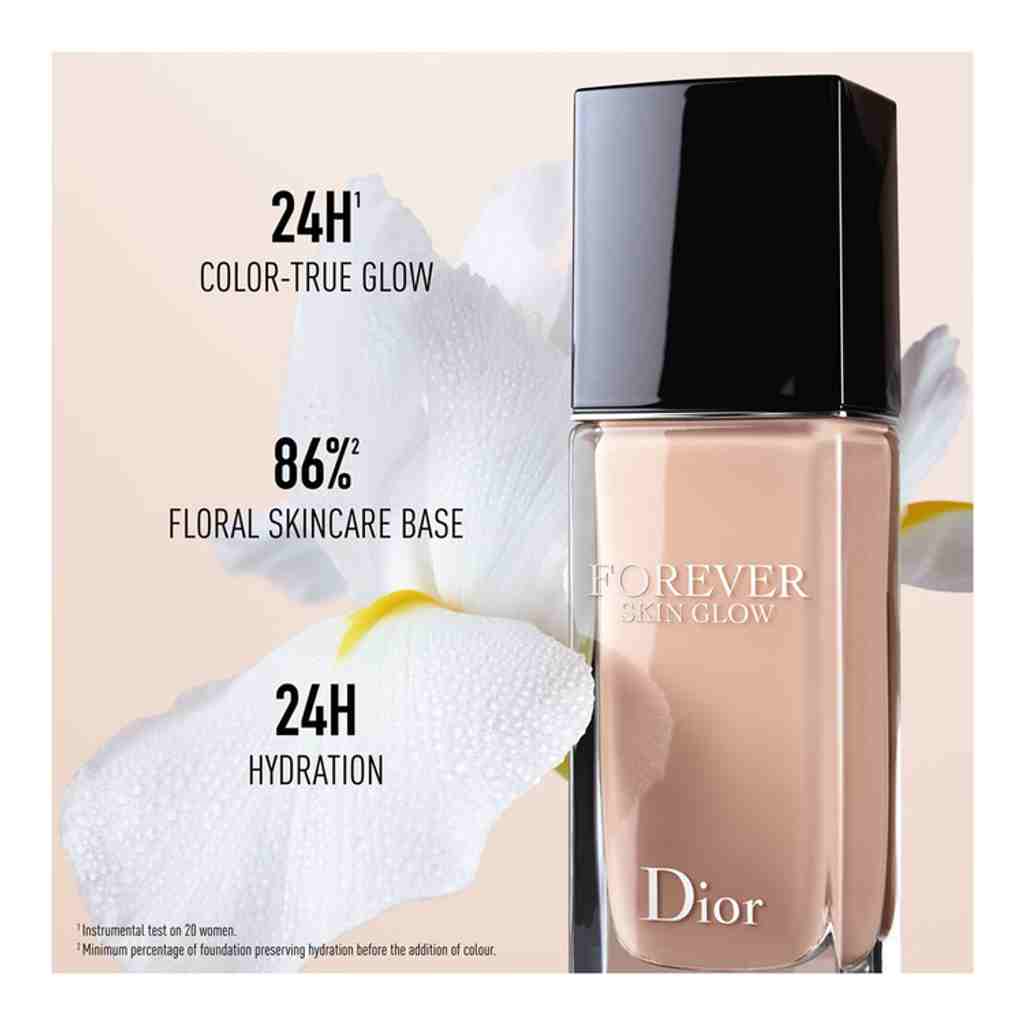 Dior Forever Skin Glow 24H Hydrating Radiant Foundation