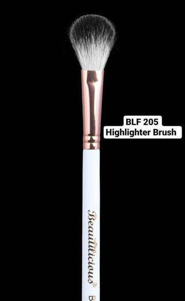 Beautilious Highlighter Brush BLF 205