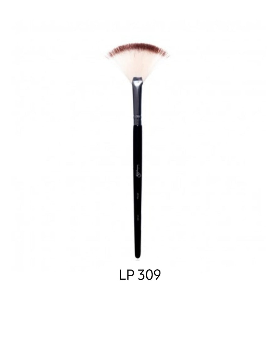 London Prime Cosmetics HD Fan Brush LP 309