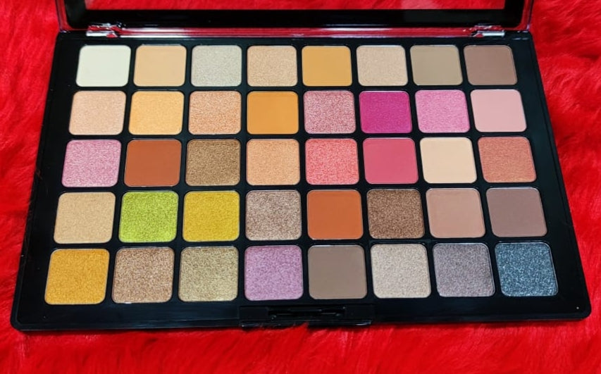 Fashion Colour Reloaded Eyeshadow Palette 01 62.4g