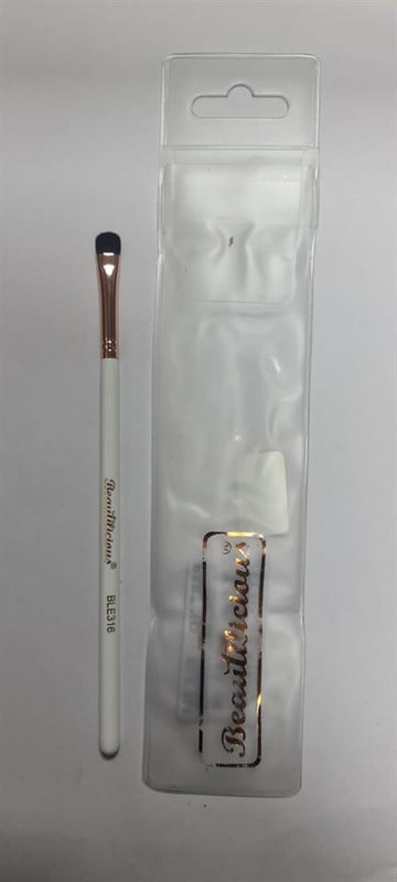Beautilicious Lover Eye Smudging Brush BLF 316