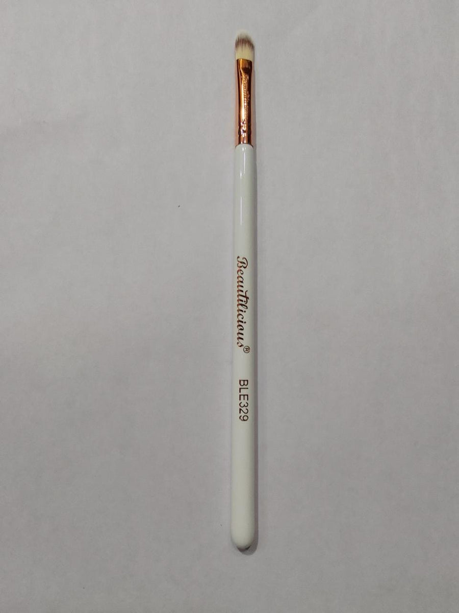 Beautilicious Multi Tasking Concealer Brush (Synthetic Hair) BLE 329