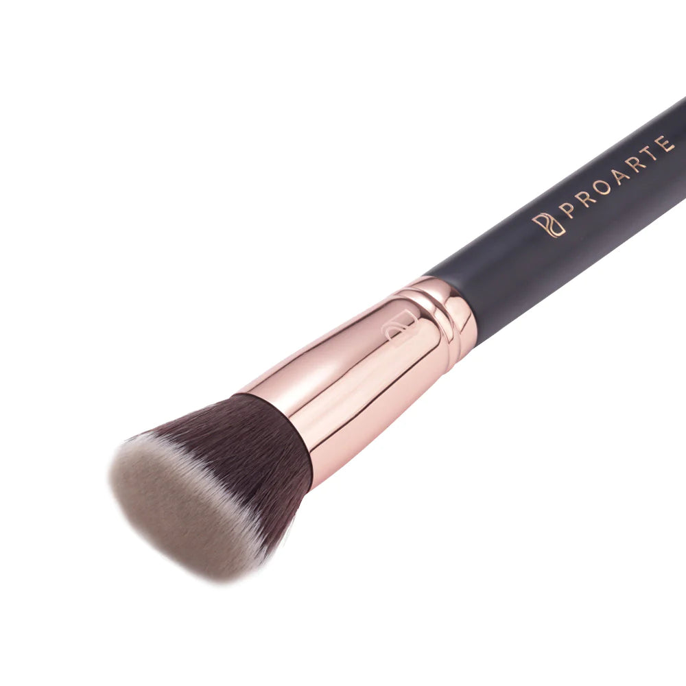 PROARTE FLAT KABUKI BRUSH AK38