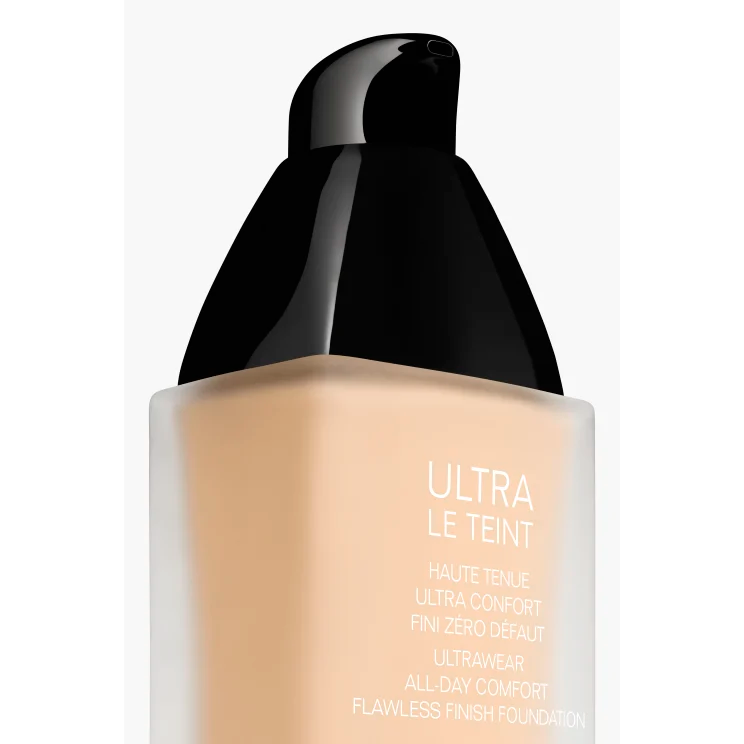 CHANEL Ultra Le Teint Flawless Finish Foundation B10 30ml