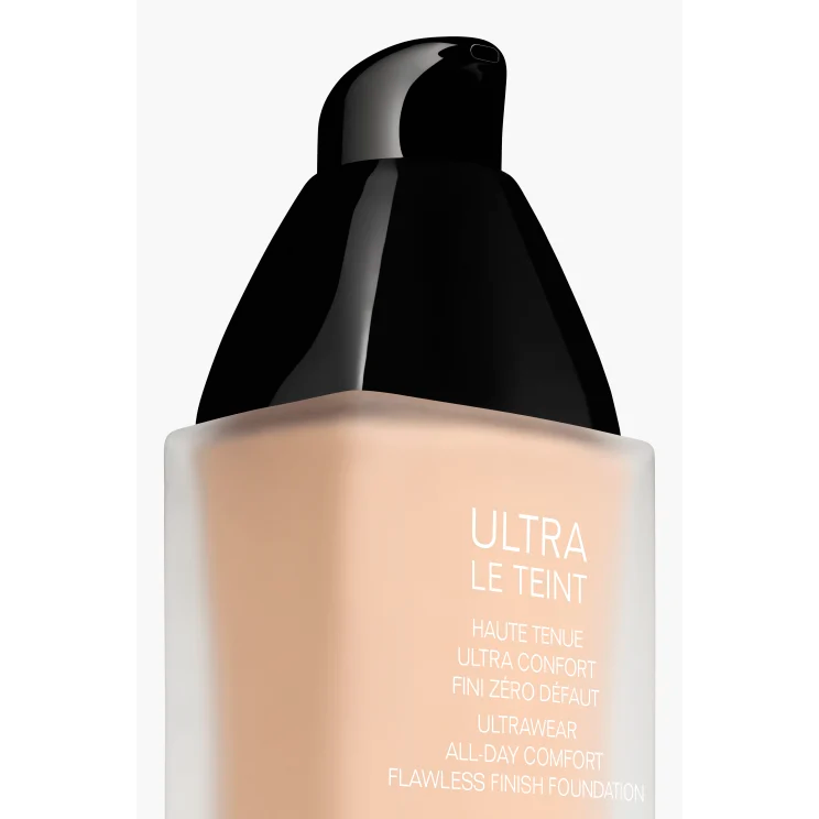 CHANEL Ultra Le Teint Flawless Finish Foundation BR12 30ml