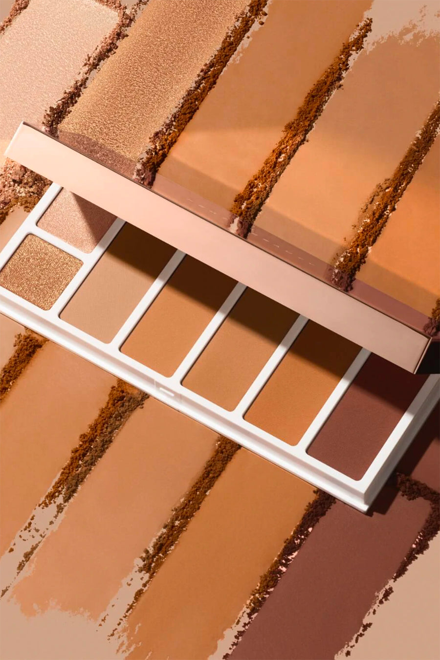 Fenty Beauty Sun Stalk"R Bronzer And Highlighter Palette Brings All Skin Tones To Life..