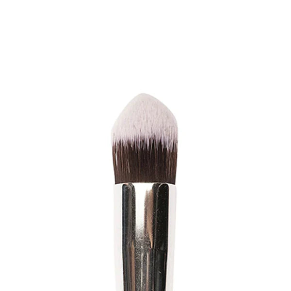 PRAUSH PROFESSIONAL DENSE TAPERED CONCEALER FOUNDATION BRUSH P20