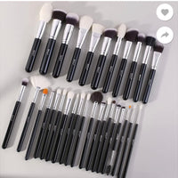 Beili new Complete Professional 30 Pieces Foundation Powder Concealer Eyes Shadow Makeup Brush Set