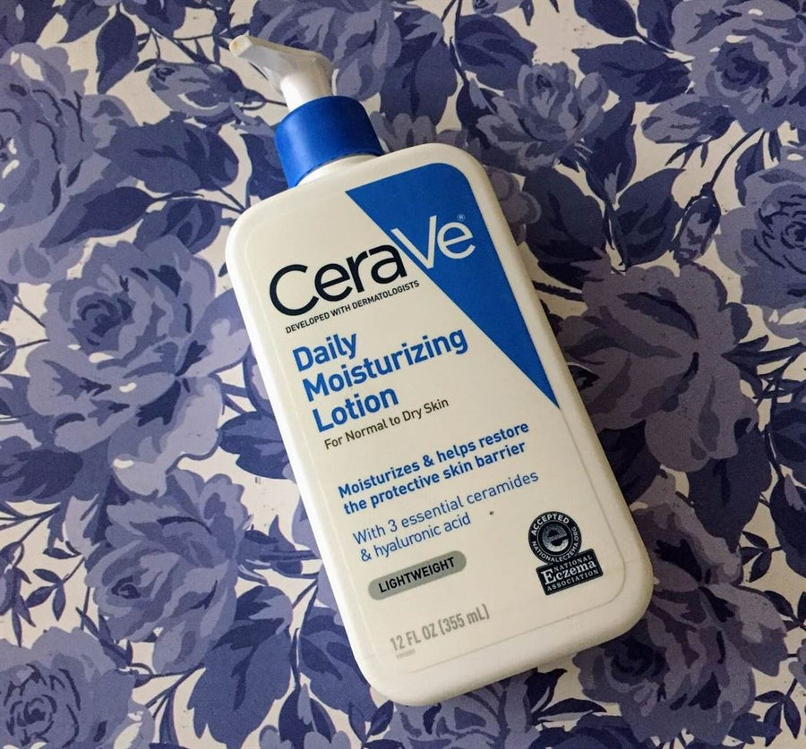 CeraVe Daily Moisturizing Lotion For Normal To Dry Skin Lightweight 237ml